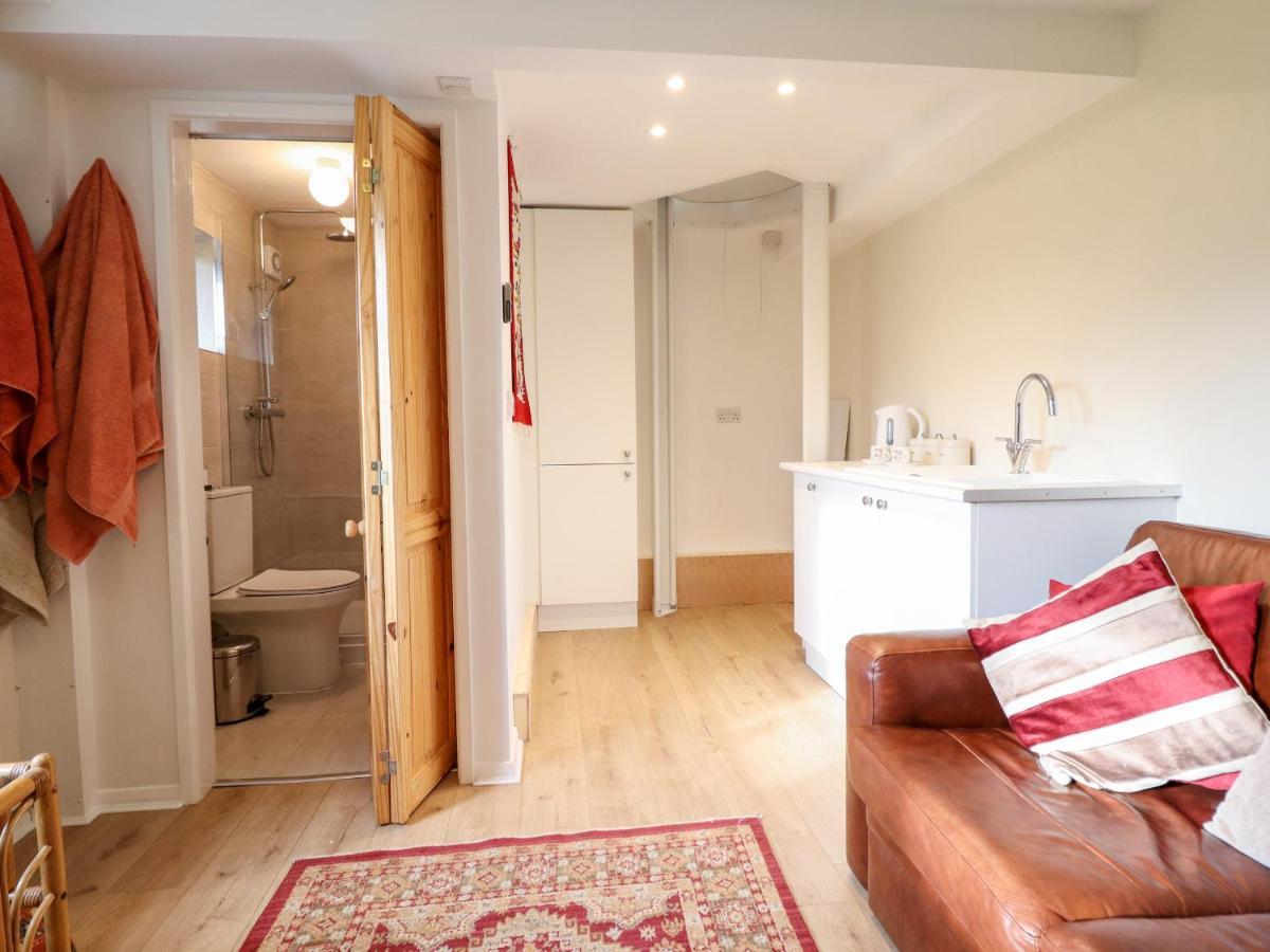 Westoe Hideaway Villa Llangollen Exterior foto